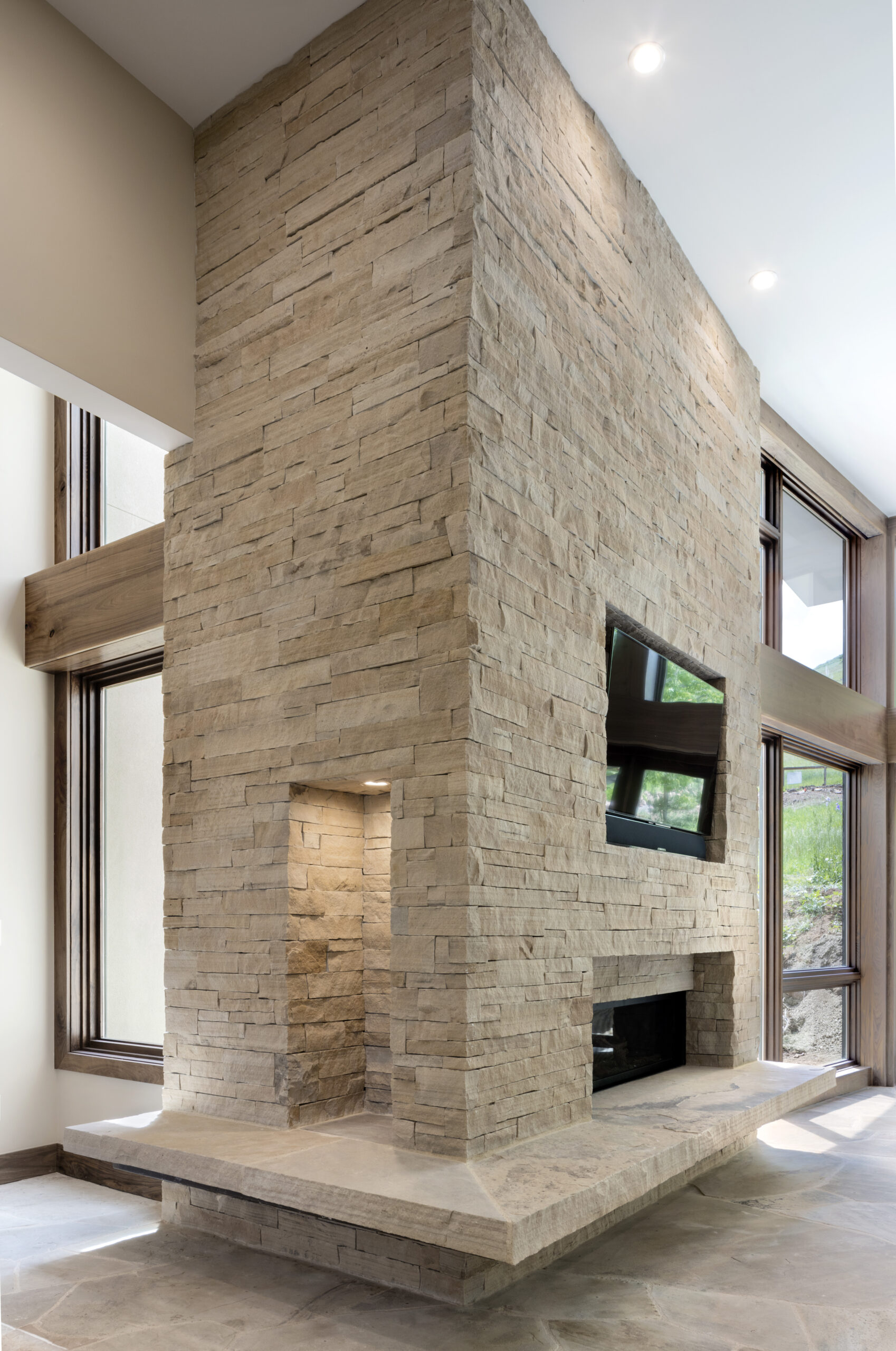 Holyoke Drive Modern 5