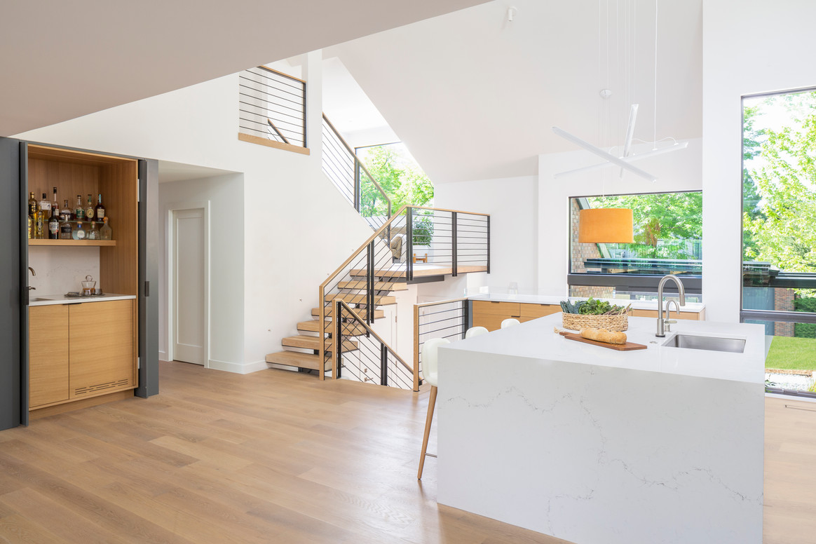 Newport Lane 8