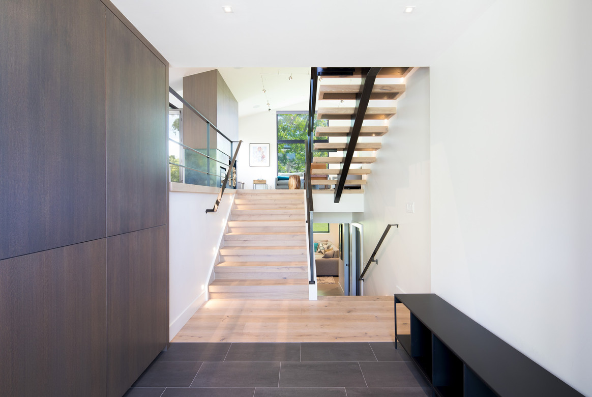 Utica Avenue 7