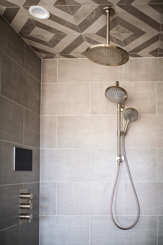 Bathroom 33